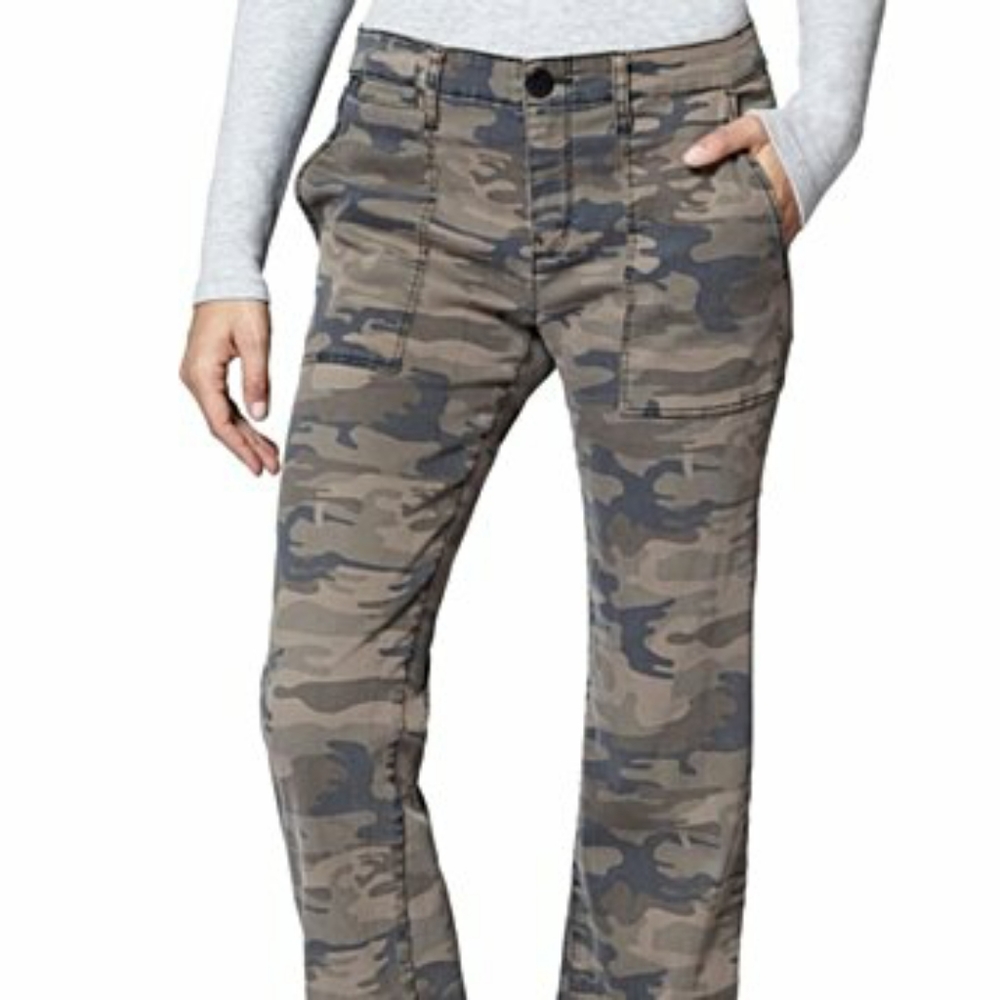 Anthropologie Camo Wild Willow Casual Pants